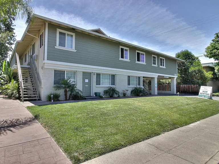 Mountain View Place — Photo 6