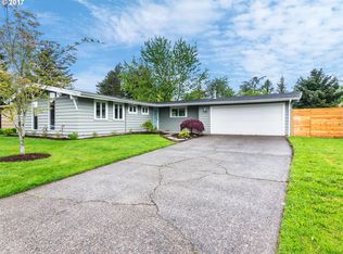 11403 SE Pine Ct, Portland, OR 97216