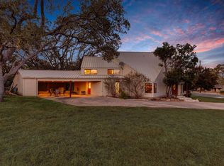 318 Coventry Rd, Spicewood, TX 78669