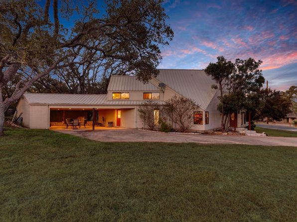 318 Coventry Rd, Spicewood, TX 78669