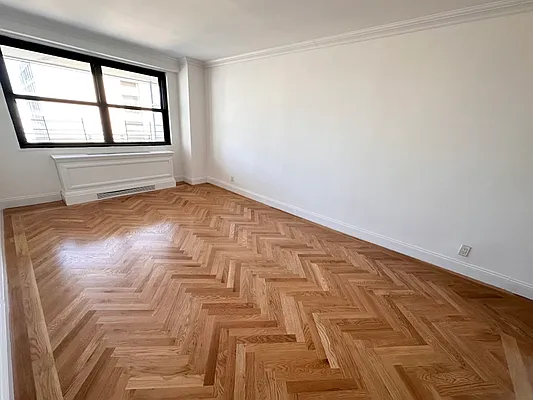 Rented by UES Management | media 4