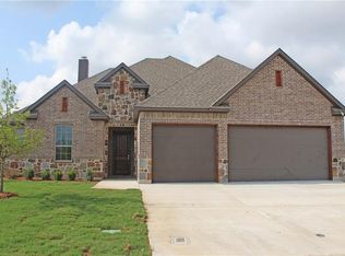 715 Chaparral Rd, Sanger, TX 76266