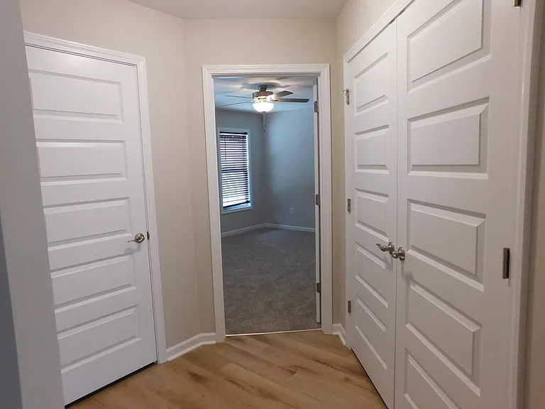 710 N B St #B — Photo 17