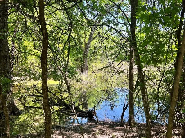 Forest Trail Ct, Weatherford, TX 76085