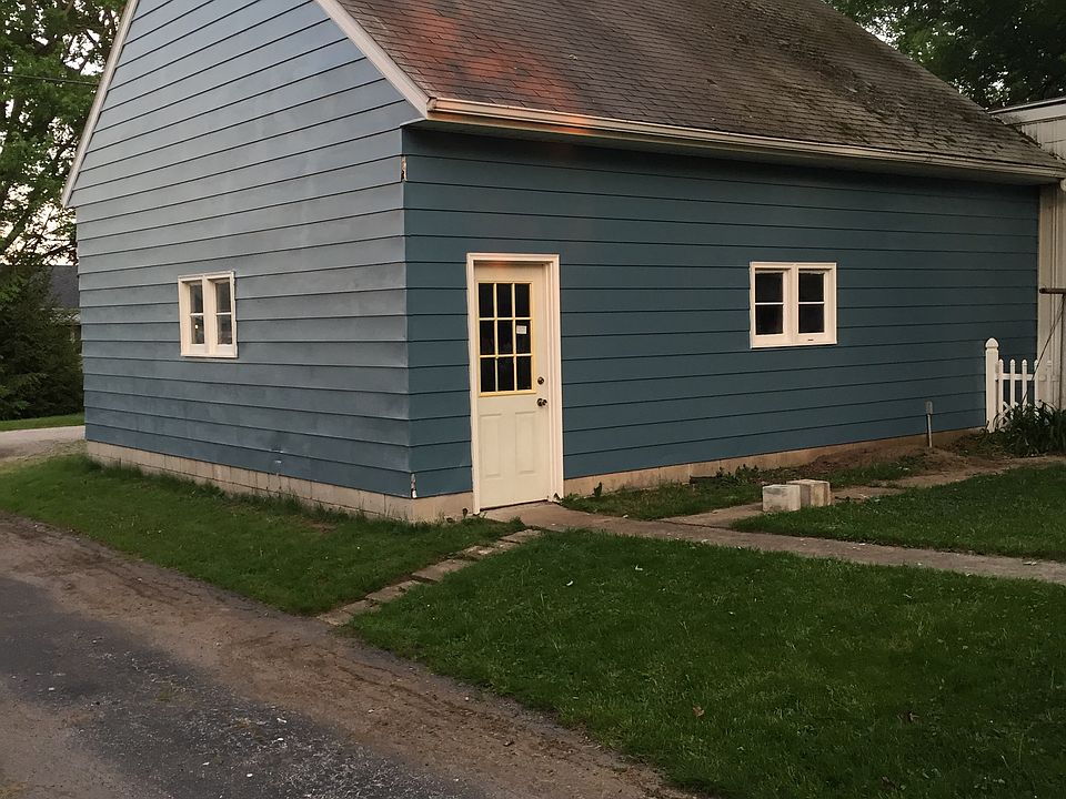 1st image of 606 N 2nd St