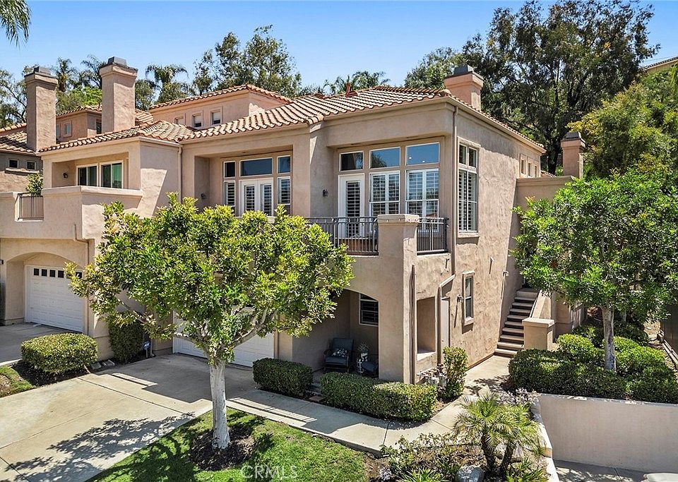 1st image of 338 S San Vicente Ln