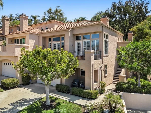 338 S San Vicente Ln, Anaheim, CA 92807