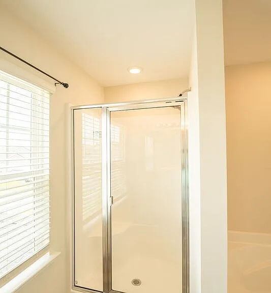 257 Cromer St — Photo 46
