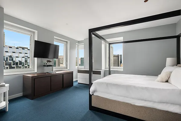 Rented by Compass | media 19