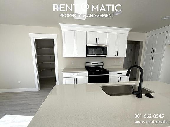 3rd image of 12352 S Boggs Way