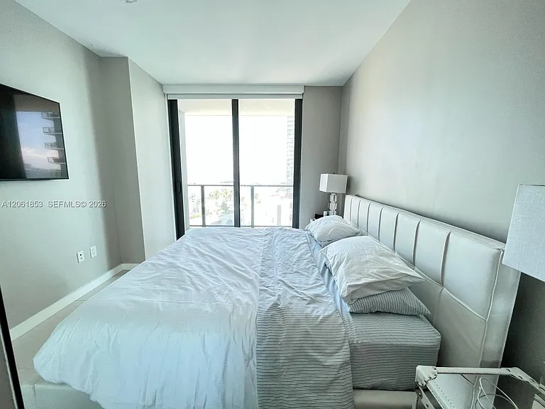 501 NE 31st St #1206 — Photo 13