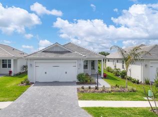 8177 Sternway Rd, Sarasota, FL 34240
