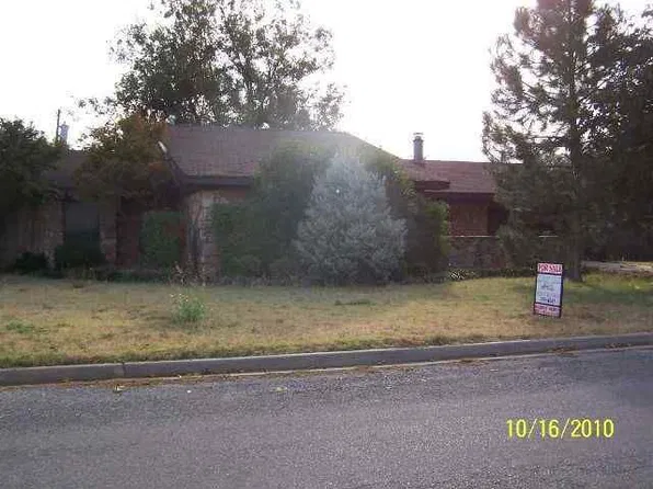 204 Lakeview Dr, Hobart, OK 73651