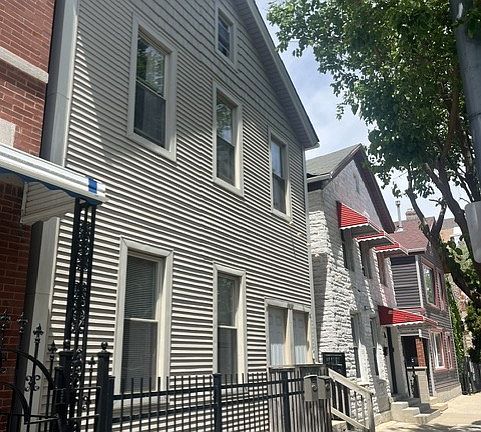 3rd image of 1832 S May St #2