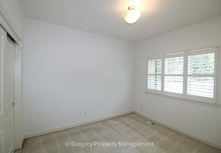 13824 N Creek Dr #802 — Photo 24