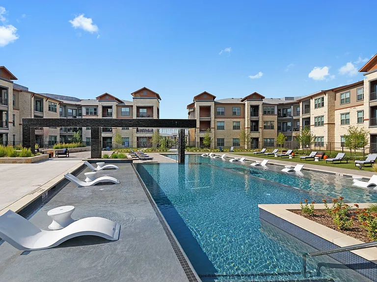 You will love sunbathing on the in-water sundeck.