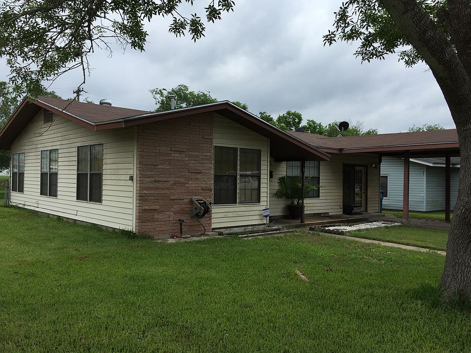 1st image of 1816 Lucy Ln