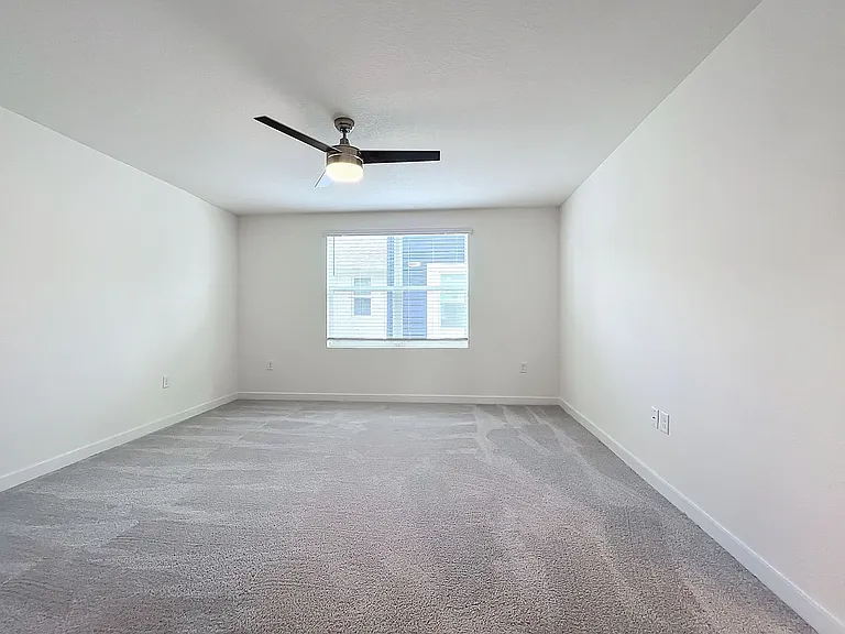 231 Dapper Ct — Photo 35