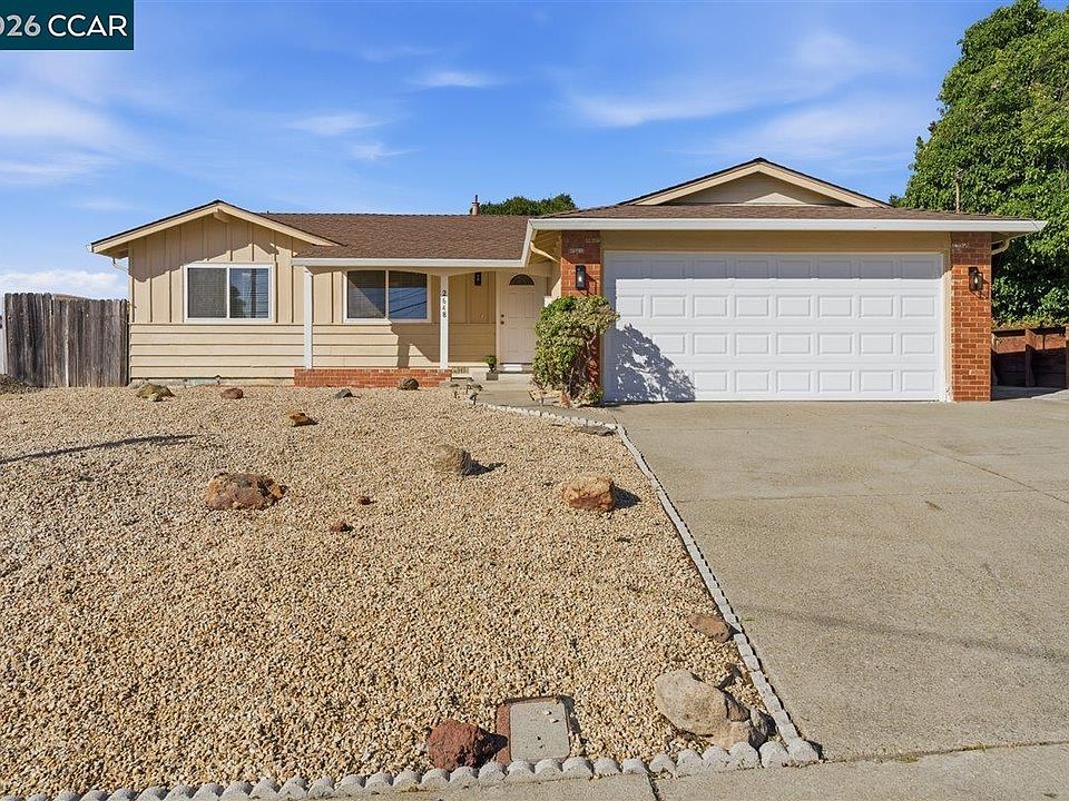 1st image of 2648 Shamrock Dr