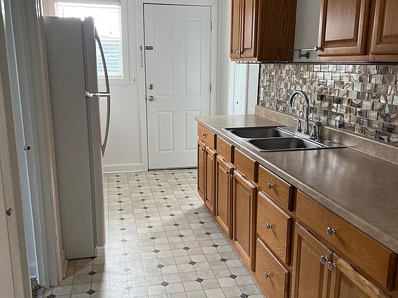 5th image of 1540 NW 39th St #4-2-3