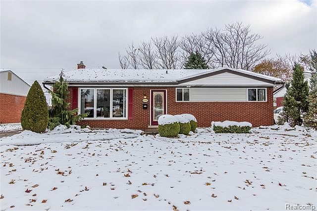 1st image of 43436 Donley Dr