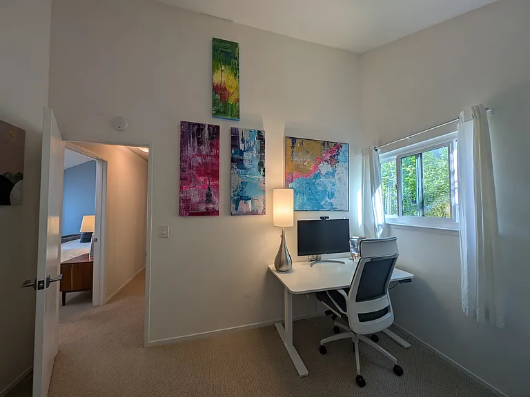 2nd bedroom / office