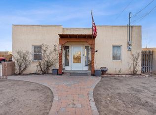 1738 Griegos Rd NW, Albuquerque, NM 87107