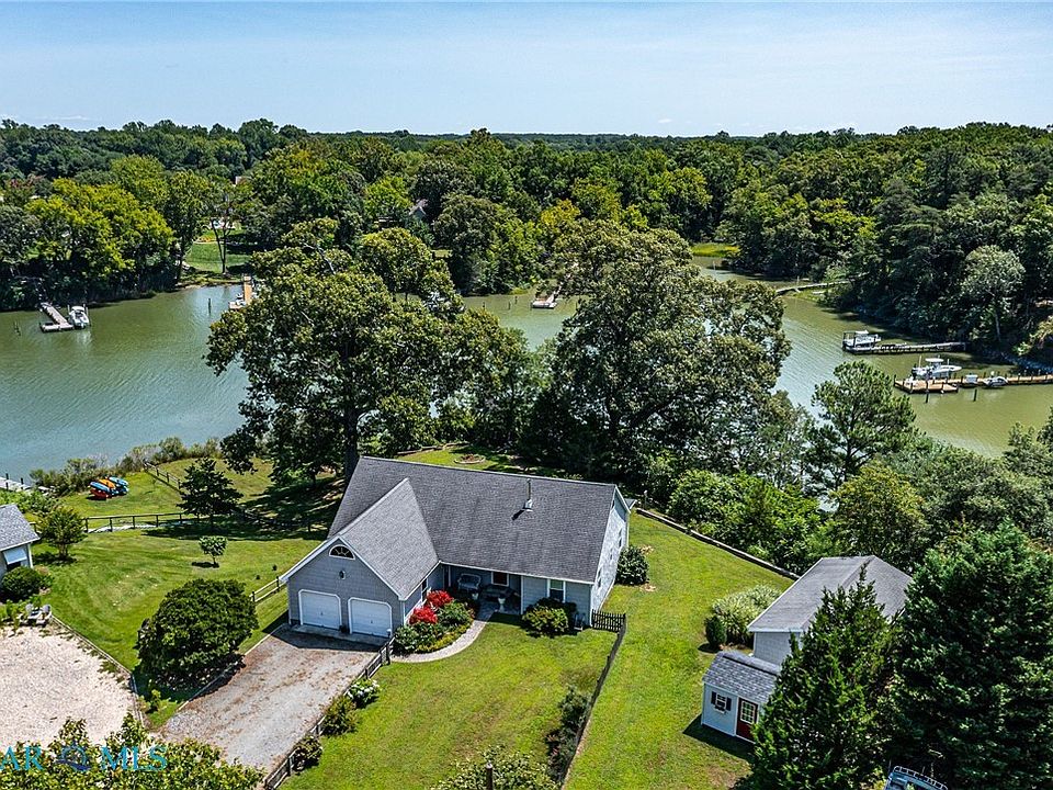 1st image of 708 Queens Point Dr