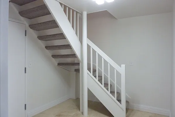 Sold by REMAX Elite | media 36