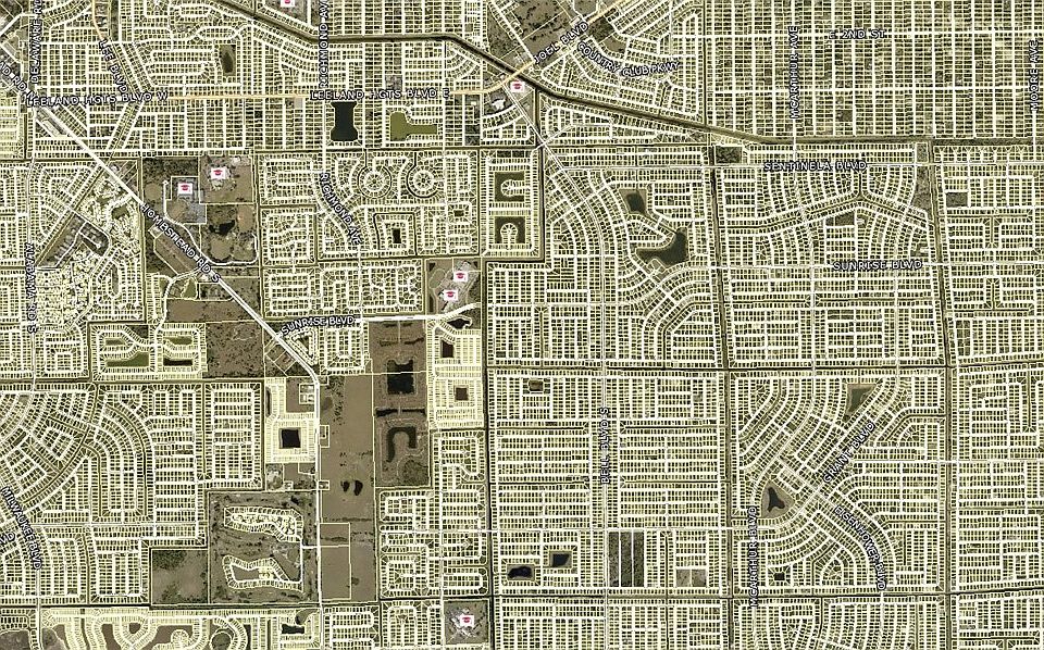 2nd image of 133 Columbus Blvd