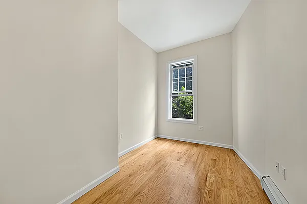 Rented by Compass | media 9