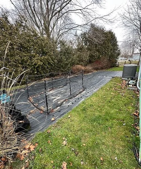 88 Essex Ct — Photo 18