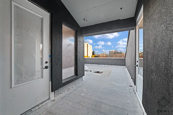 Rented by ERNY LLC | media 16