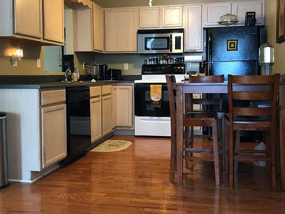 3rd image of 6486 Bakersfield Way