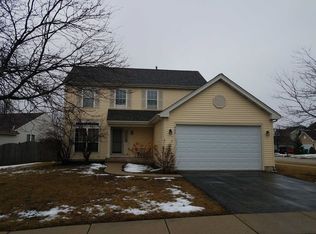 353 S Sagebrush Cir, Round Lake, IL 60073