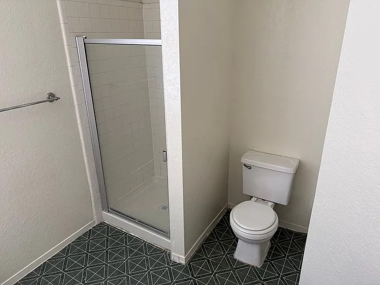3838 Terrazzo Ave — Photo 21