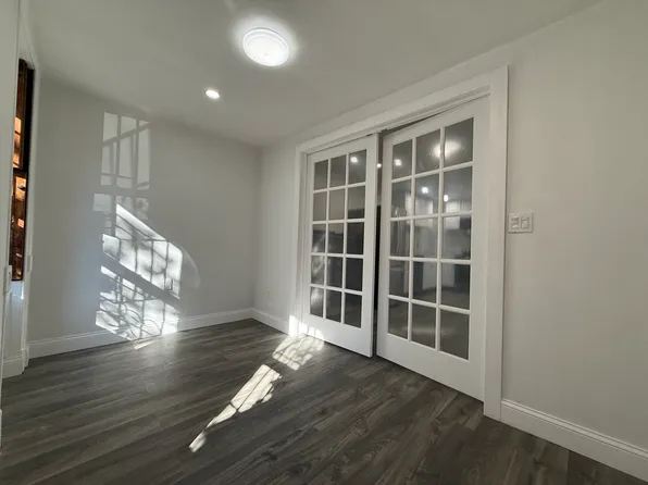 31 Herkimer Street image 9 of 19