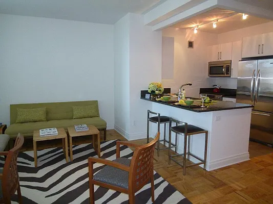 Rented by Carnegie Hill Place | media 25