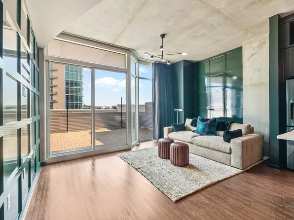 600 12th Ave S APT 902, Nashville, TN 37203