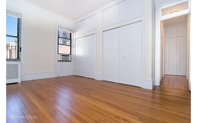 Rented by Douglas Elliman | media 7