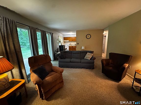 4th image of 1117 Waterbury Road #1B