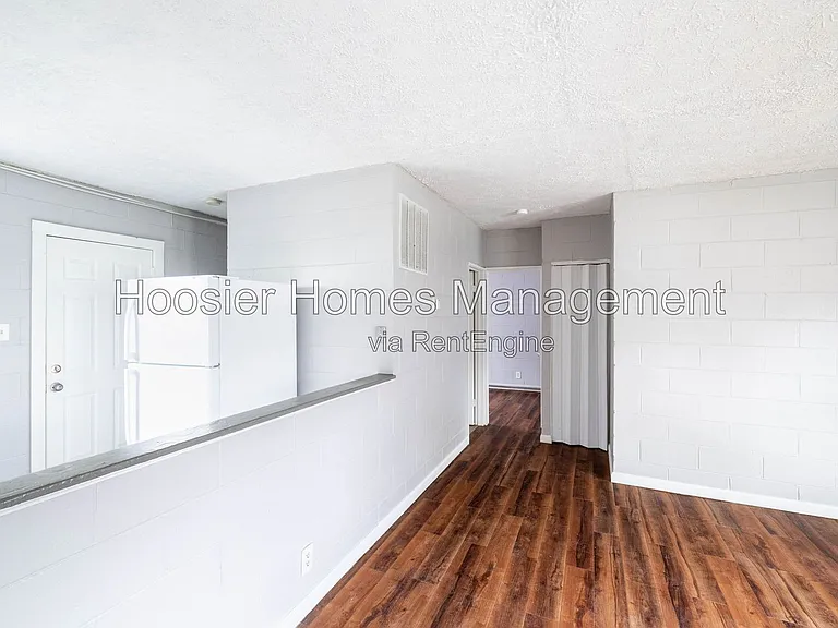 1254 W 23rd St #2 — Photo 5
