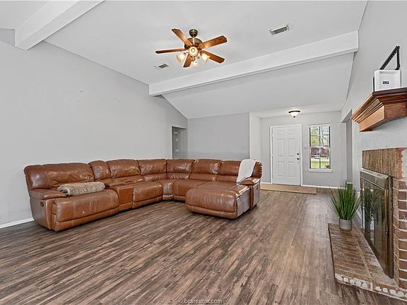 5th image of 11268 Forest Dr