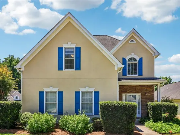 105 Woodbrooke Ct, Fayetteville, GA 30214