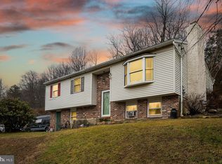 565 Hill Church Rd, Boyertown, PA 19512