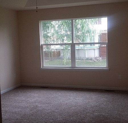 Master Bedroom : Spacious bedroom with private bath & walk-in closet