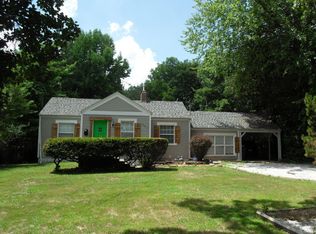 1585 S Oak Grove Ave, Springfield, MO 65804