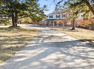 1301 Fairgrounds Rd, Jefferson City, MO 65109