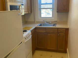 150 Poquonnock Rd #1R, Groton, CT 06340