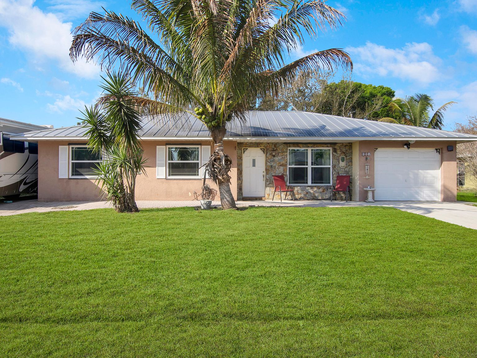 642 NE Horizon Ln, Port Saint Lucie, FL 34983 Zillow